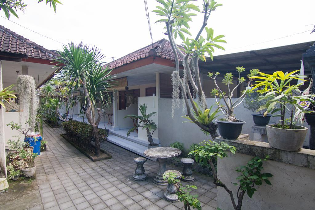 Pondok Nuri Homestay 발리 사누르 외부 사진