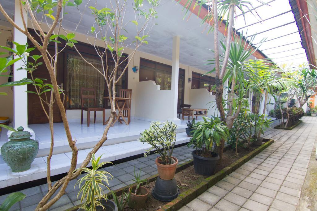Pondok Nuri Homestay 발리 사누르 외부 사진